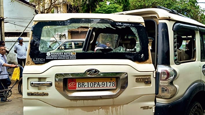उत्पाद थाने के निजी चालक की मौत पर मुंगेर में बवाल, घंटों तक अस्त-व्यस्त रहा शहर
