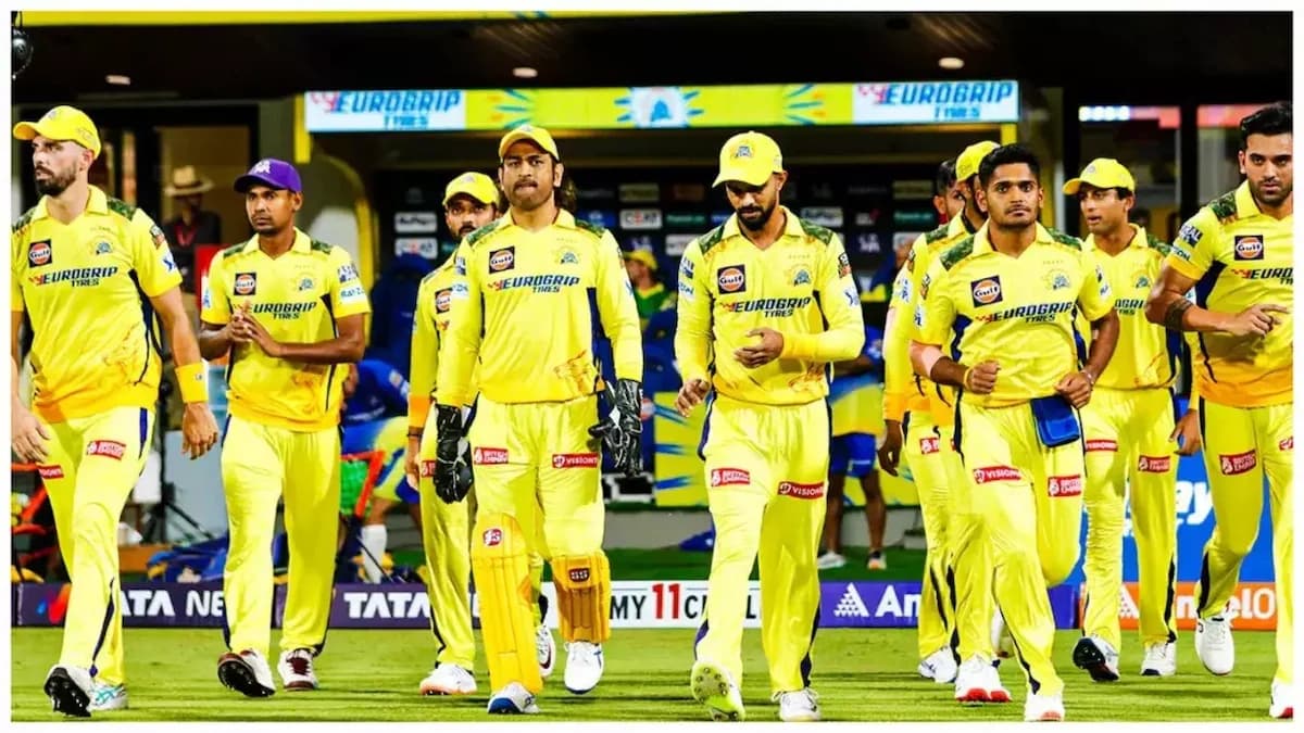 CSK इस तरह बना सकती है प्लेऑफ में जगह, जानें पूरा समीकरण