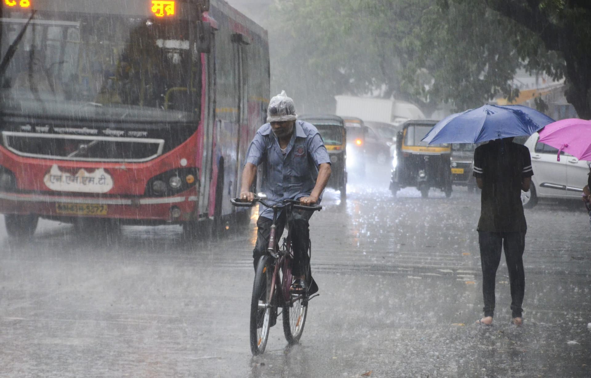Bihar Weather: सुहाना रहेगा बिहार का मौसम, आज से अच्छी बारिश के आसार