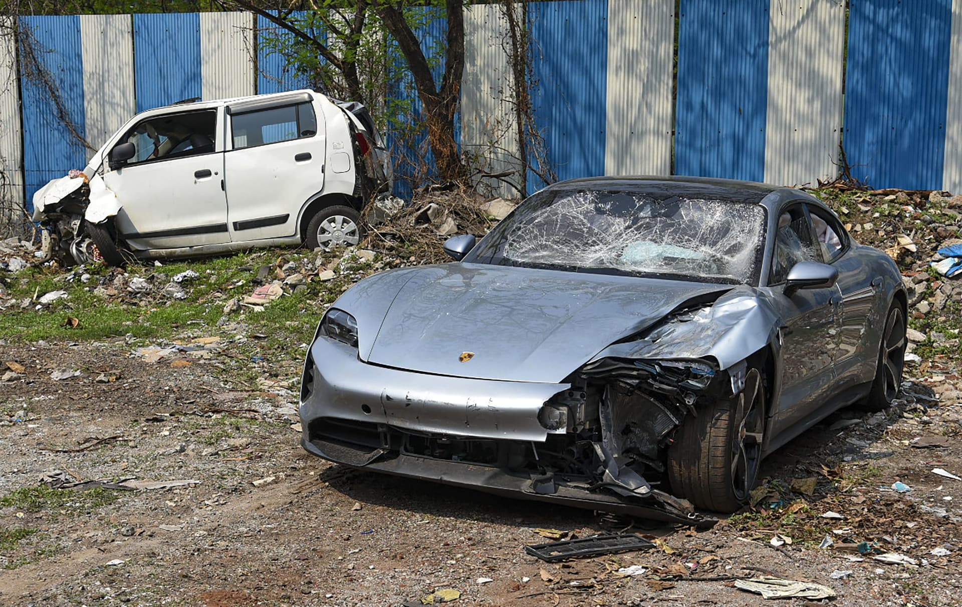 Pune Car Accident Case: दो डॉक्टरों को किया गया गिरफ्तार, लगा ये आरोप