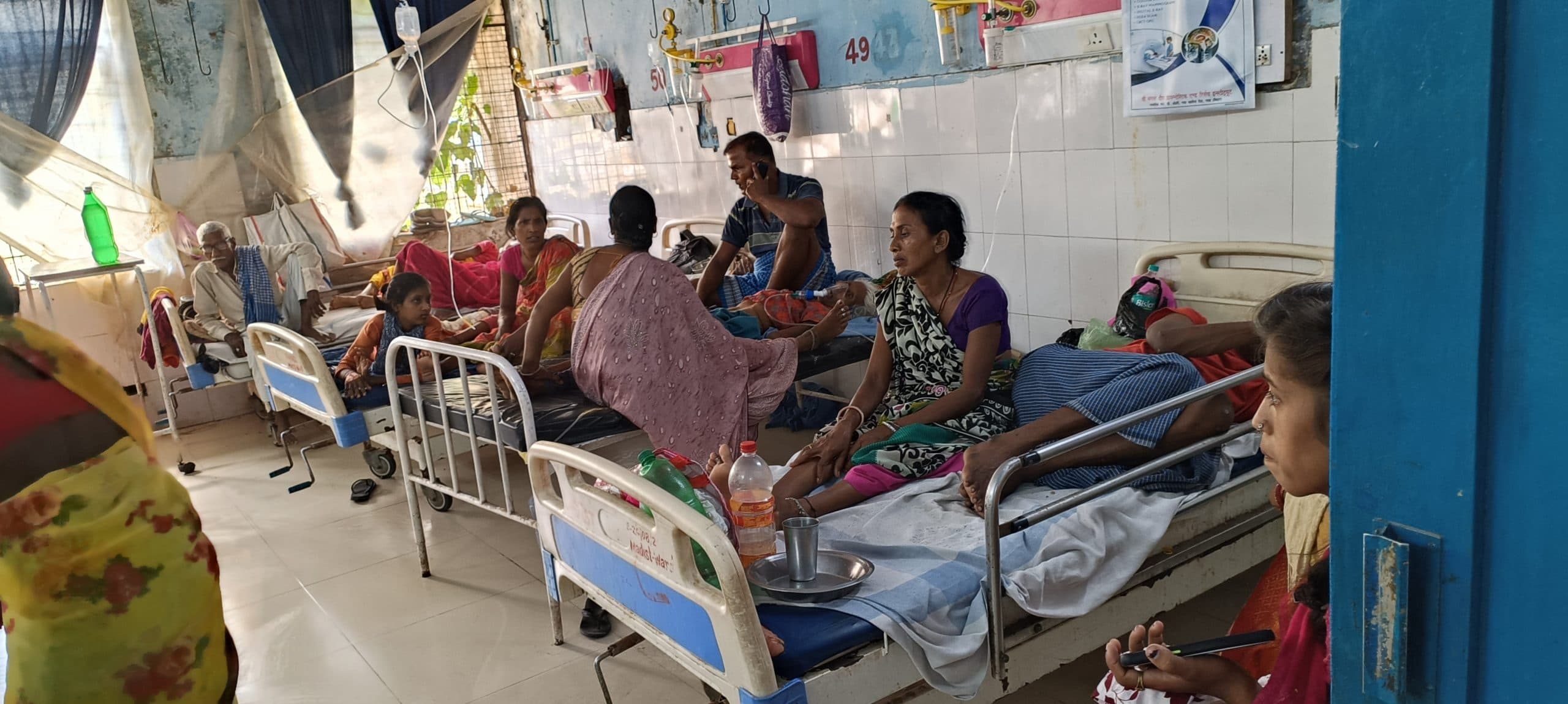 गर्मी से हाल बेहाल: लोग पड़ रहे बीमार, पहुंच रहे अस्पताल, डॉक्टरों से जानें कैसे रखें अपना ख्याल