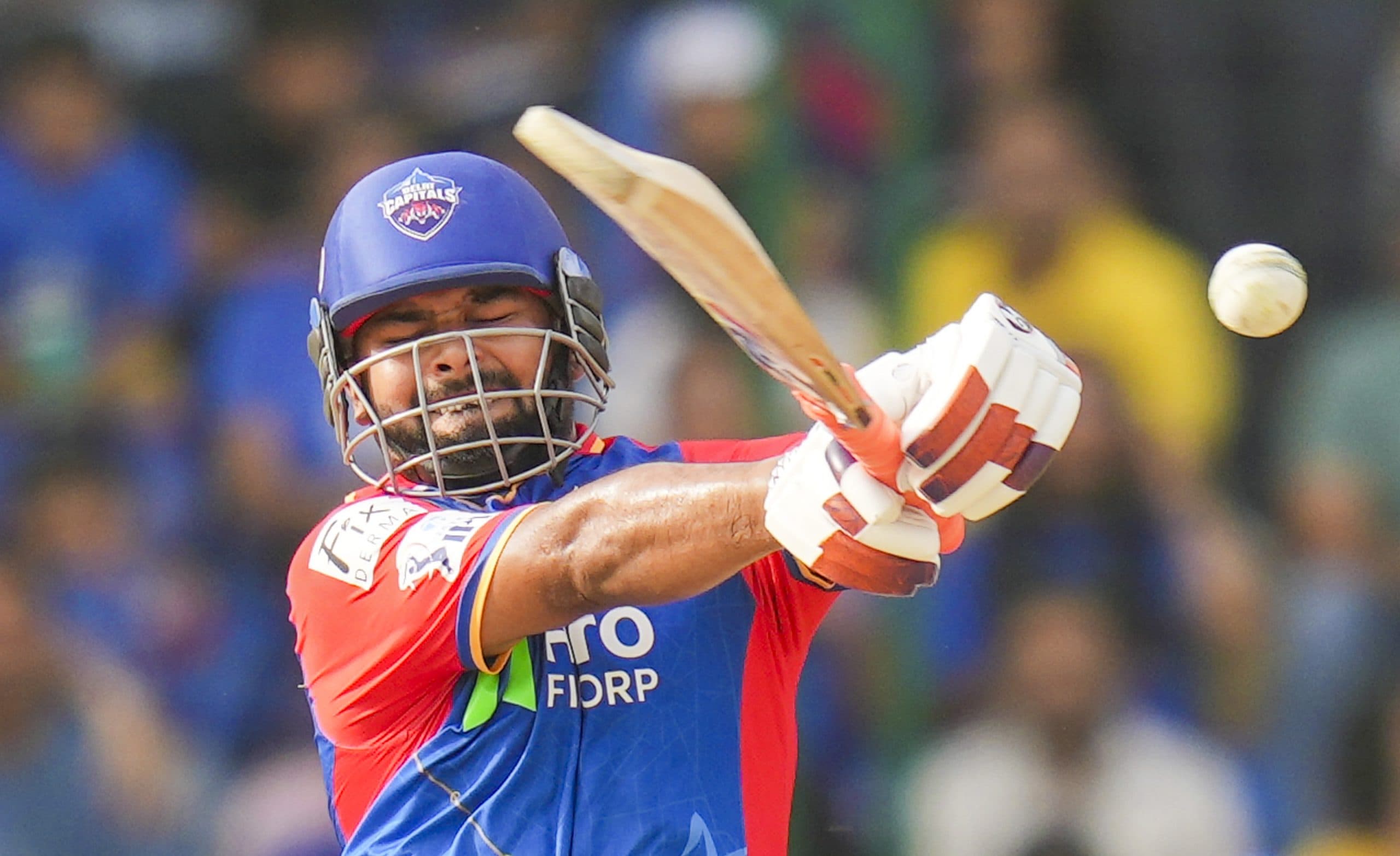 IPL 2024: ऋषभ पंत पर लगा 1 मैच का बैन, आरसीबी के खिलाफ यह स्टार करेगा कप्तानी