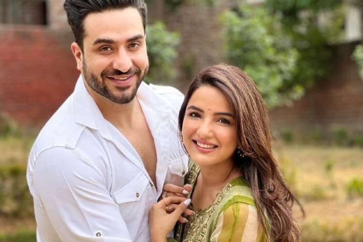 Laughter Chefs 2: मन्नारा चोपड़ा के जाने के बाद इस एक्ट्रेस की शो में होगी एंट्री, कंटेस्टेंट से है गहरा कनेक्शन