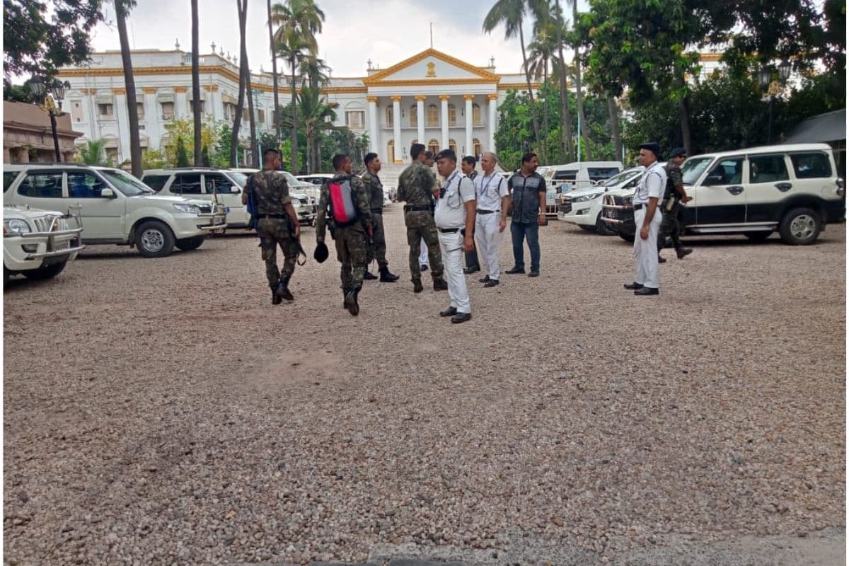 राजभवन छेड़छाड़ मामले में कोलकाता पुलिस ने 4 और कर्मचारियों को किया तलब