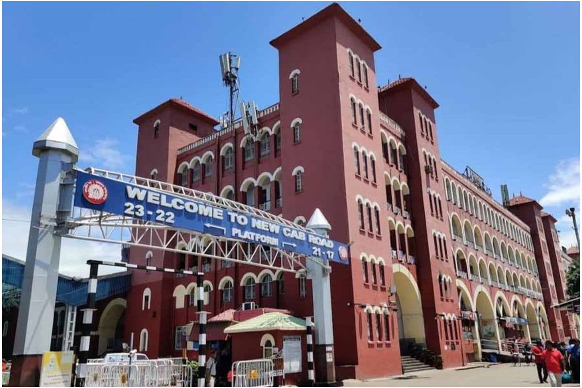 Howrah Station : हावड़ा स्टेशन पर दिनदहाड़े महिला की चाकू मारकर हत्या, अभियुक्त गिरफ्तार