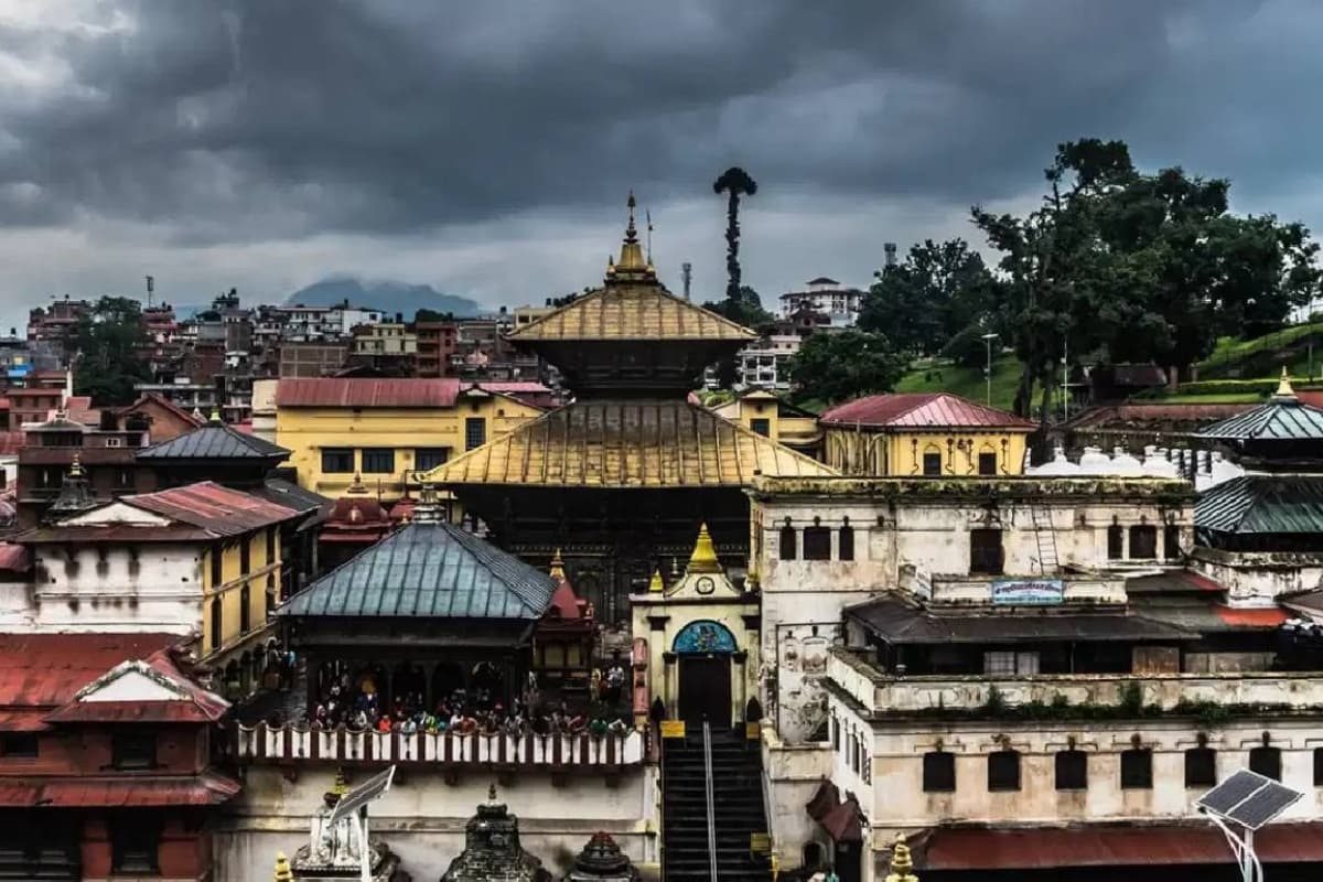 IRCTC Nepal Tour Package: पोखरा की वादियां और पशुपतिनाथ मंदिर का करना है दर्शन, तो अभी जानें इस बेहतरीन पैकेज के डिटेल