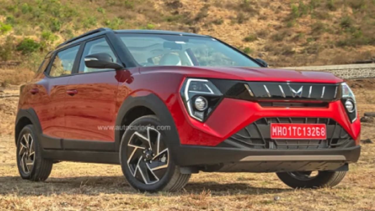 Mahindra XUV 3XO की डिलीवरी शुरू, एक घंटे के भीतर मिली थी 50,000 बुकिंग