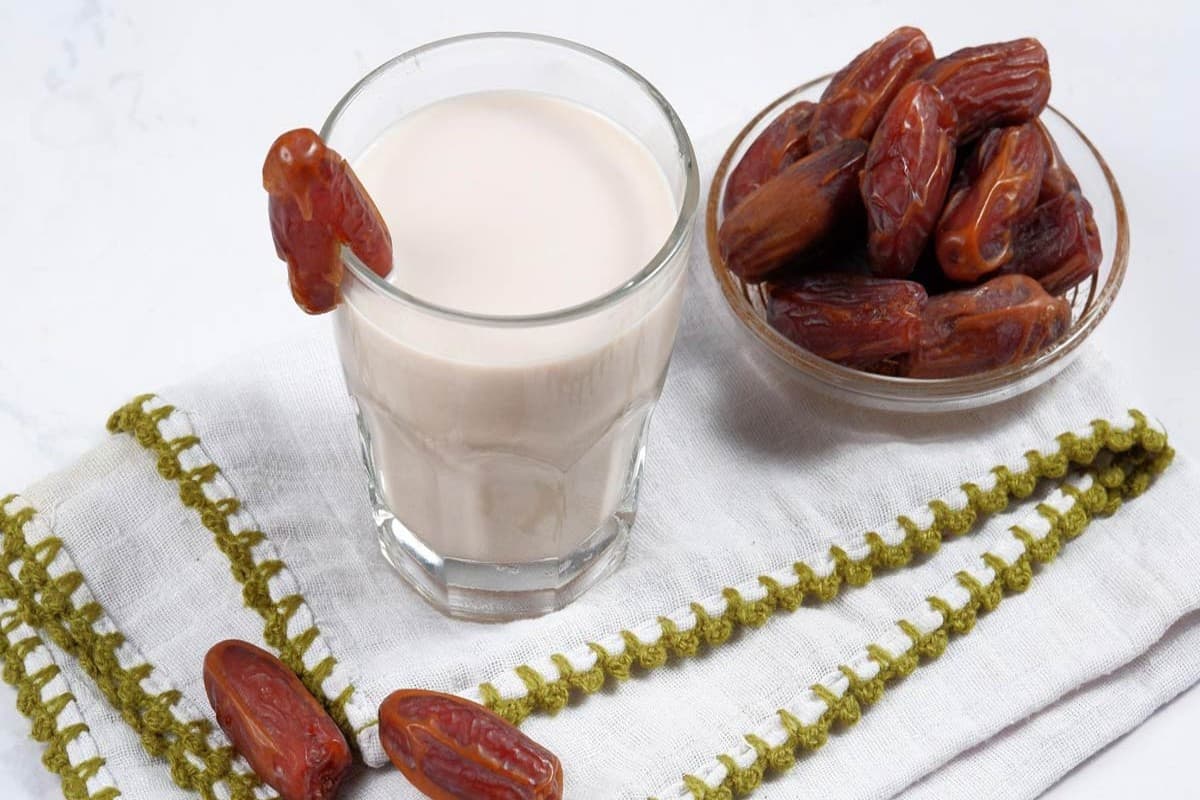 Milk and Dates: दूध और खजूर मिलाकर पीने से होने वाले 5 बड़े फायदे