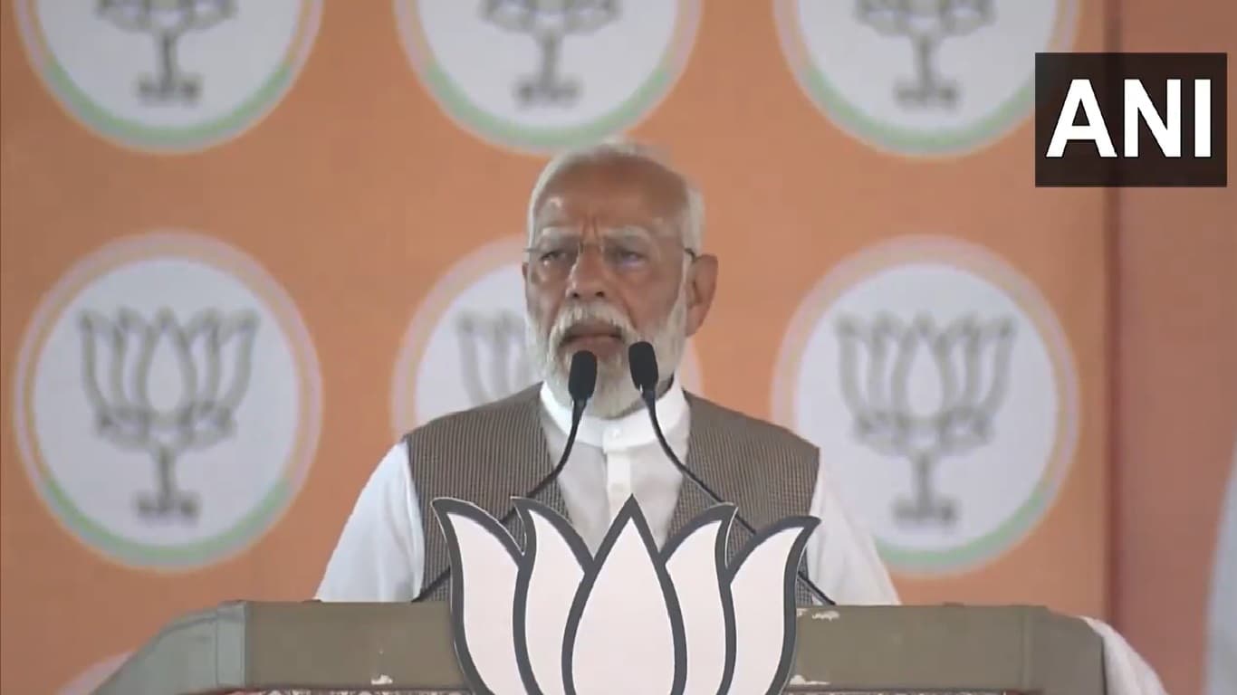 Narendra Modi: ‘जब देश में धाकड़ सरकार होती है, तो दुश्मन कांपते हैं’, हरियाणा में गरजे पीएम मोदी