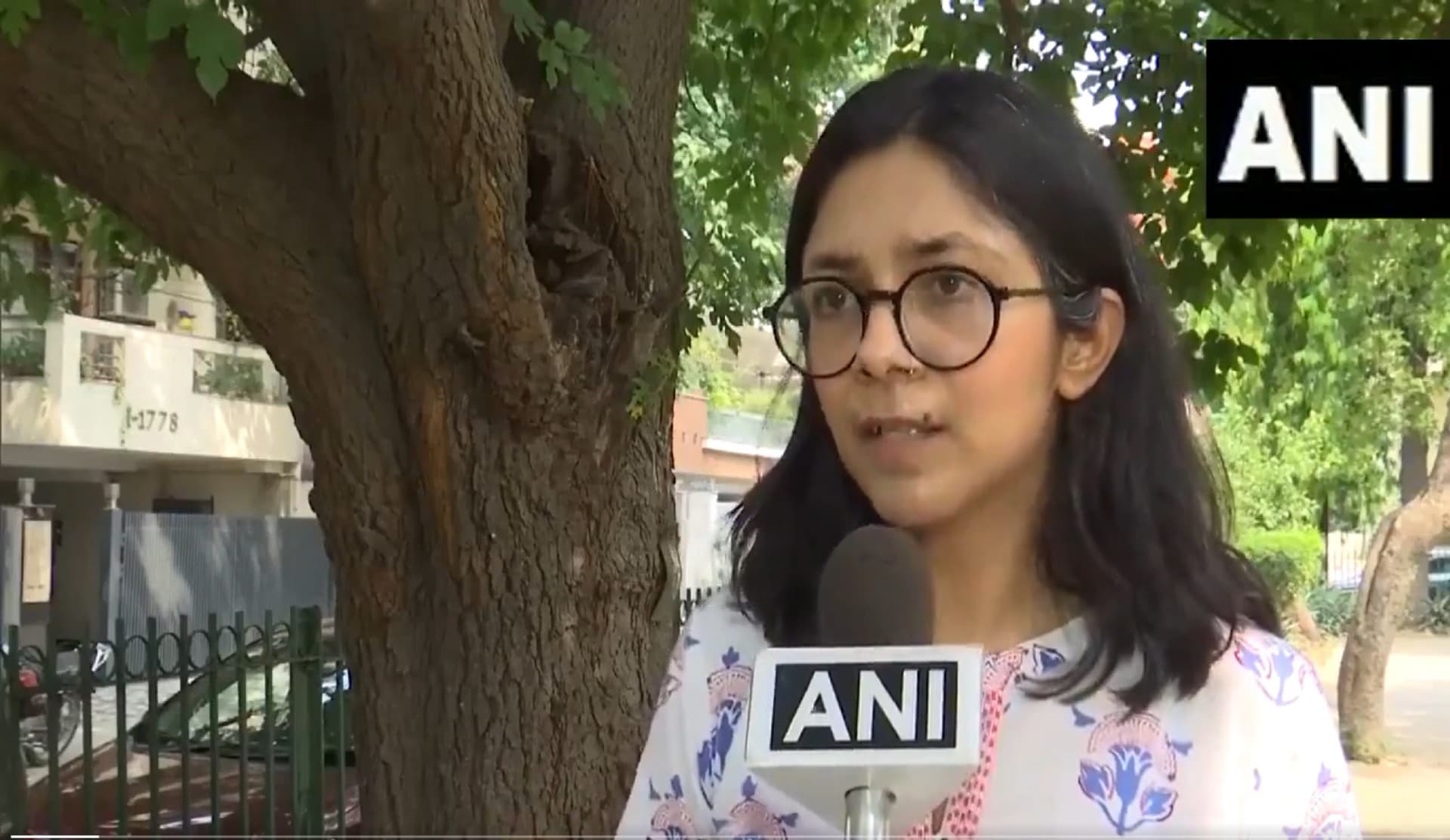 'जिस हद तक गिर सकता है गिर जा…' स्वाति मालीवाल ने किया ट्वीट, CCTV वीडियो को लेकर दिया बड़ा बयान