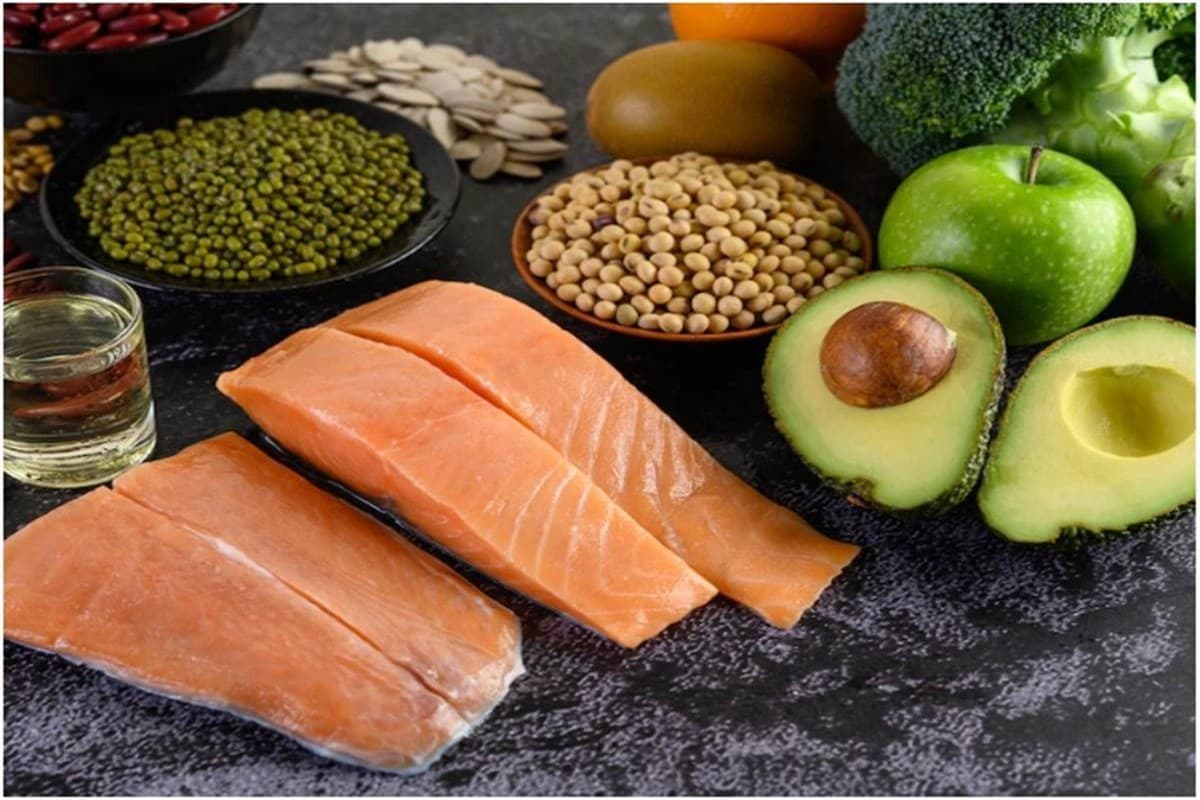 Vitamin B12: विटामिन बी 12 के लिए बेस्ट फूड्स, डायटीशियन से जानिए