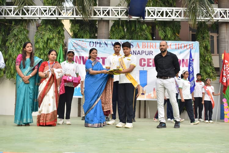 Education News: इस स्कूल में बच्चों को मिली कैबिनेट की जिम्मेदारी...