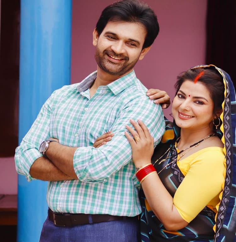 Bhojpuri Film : स्मृति सिन्हा व जय यादव अभिनीत फिल्म ‘चटोरी बहू’ की शूटिंग जारी