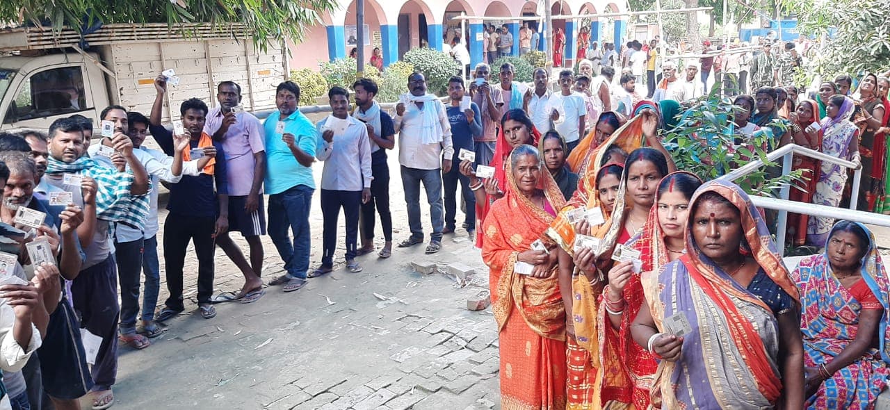 Loksabha Election: बिहार की पांच सीटों पर 80 उम्मीदवारों की किस्मत EVM में कैद, 55.85 फीसदी हुई वोटिंग
