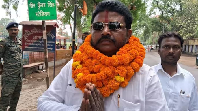 Lok Sabha Elections: आरा में नामांकन करने पहुंचा उम्मीदवार गिरफ्तार, जानें पूरा मामला