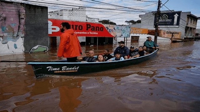 Brazil Floods: ब्राजील में बाढ़ से 75 की मौत, भयावह तस्वीरें आईं सामने