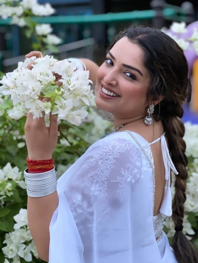 सबके दिलों की रानी आम्रपाली दुबे नहीं बनना चाहती थीं एक्ट्रेस, इस फील्ड में करियर बनाने का था सपना