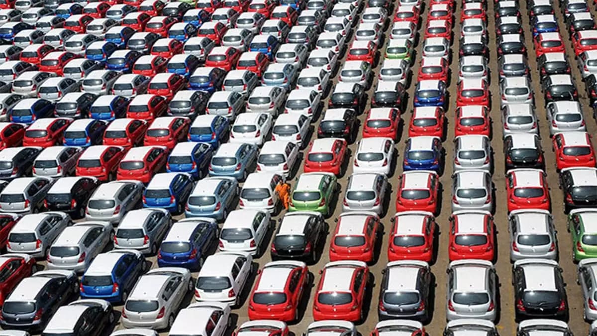 पैसेंजर व्हीकल ने तोड़ा बिक्री का रिकॉर्ड, अप्रैल में बिकी 3 लाख से ज्यादा गाड़ियां