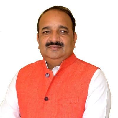 Lok Sabha Election 2024: रायबरेली के भाजपा प्रत्याशी ने अमेठी में कांग्रेस प्रत्याशी को बताया प्रियंका गांधी का क्लर्क