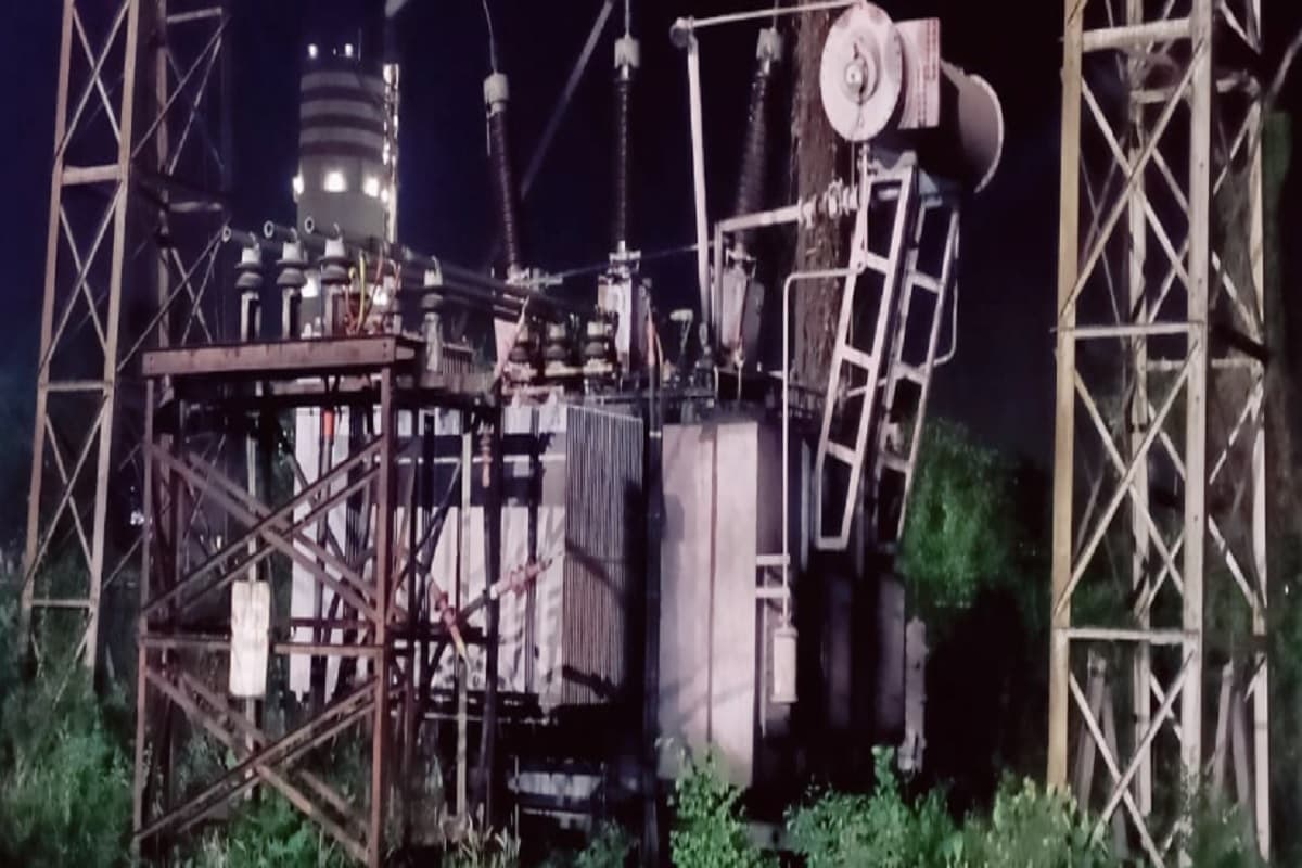 धनबाद के सिंदरी में बिजली आपूर्ति ठप, 50 हजार उपभोक्ता अंधेरे में