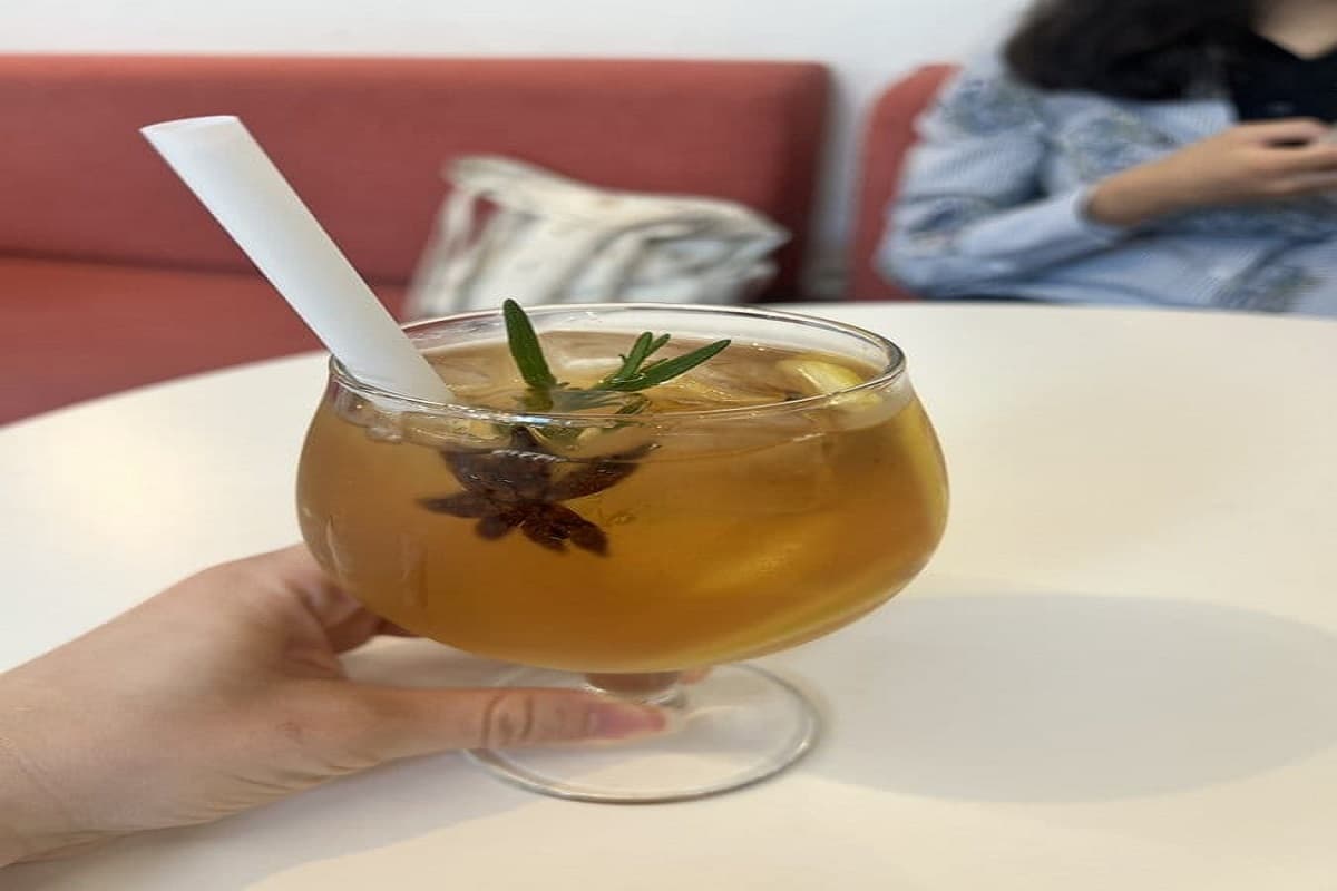 Benefits Of Earl Grey Tea: अर्ल ग्रे टी से करें दिन की शुरुआत, रहेंगे तरोताजा, जानिए कितनी सेहतमंद है यह चाय