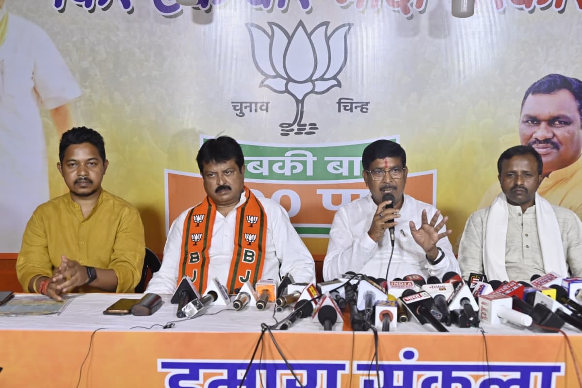 बीजेपी सांसद आदित्य साहू ने ममता बनर्जी पर मुस्लिम तुष्टिकरण का लगाया आरोप, कहा-पिछड़ो का आरक्षण छिन कर मुसलमानों को दिया