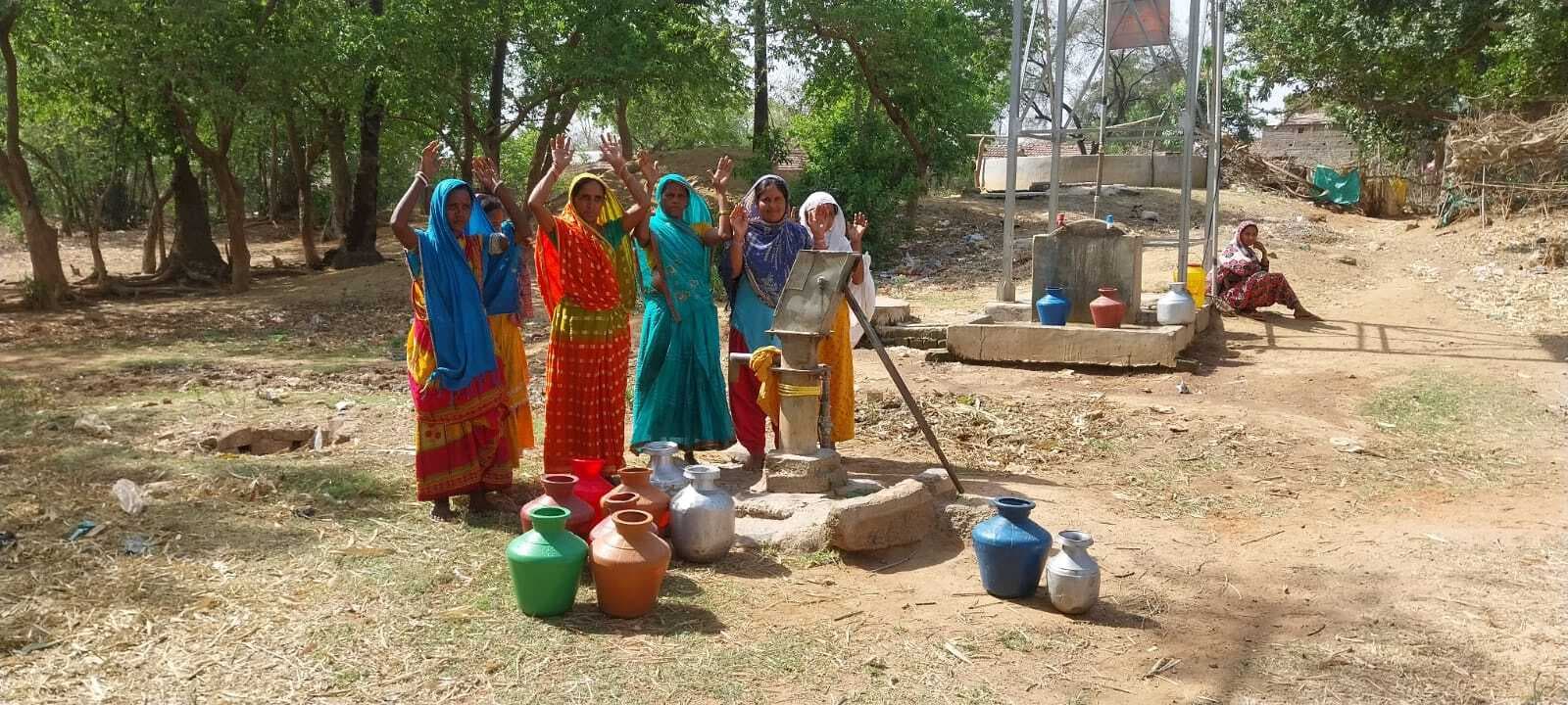 खैरा गांव में चापाकल खराब होने से पेयजल संकट