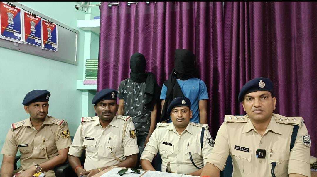 शादी का दबाव बनाने पर युवती की गला दबा कर हत्या