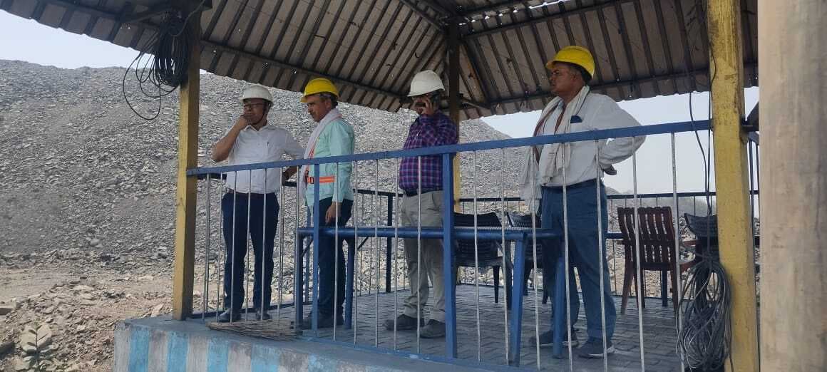 डीएमएस ने किया एकेके ओसीपी माइंस का निरीक्षण