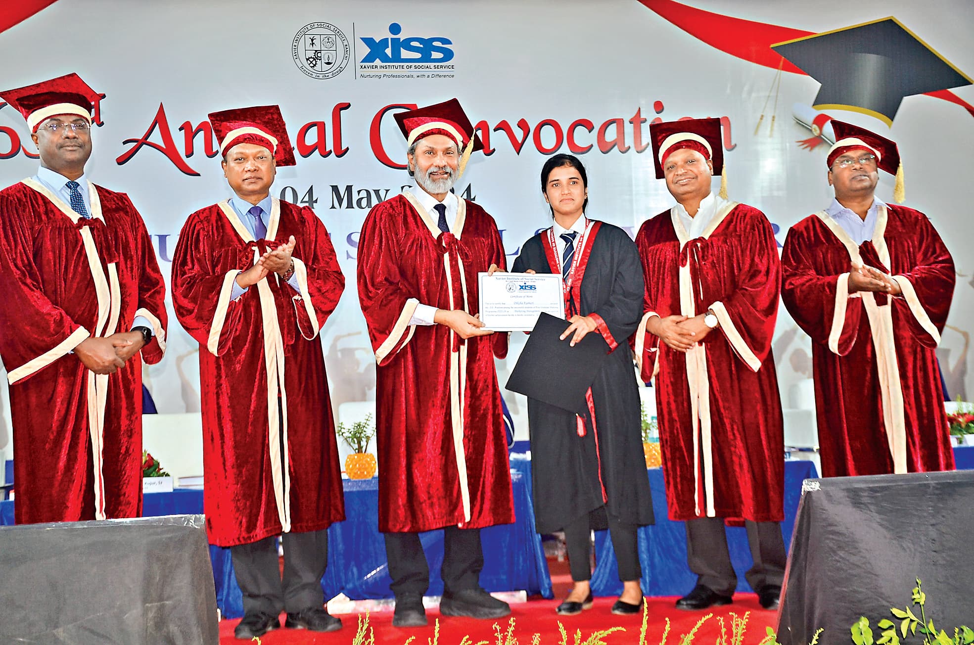 एक्सआइएसएस के दीक्षांत समारोह में 247 विद्यार्थियों को डिग्री