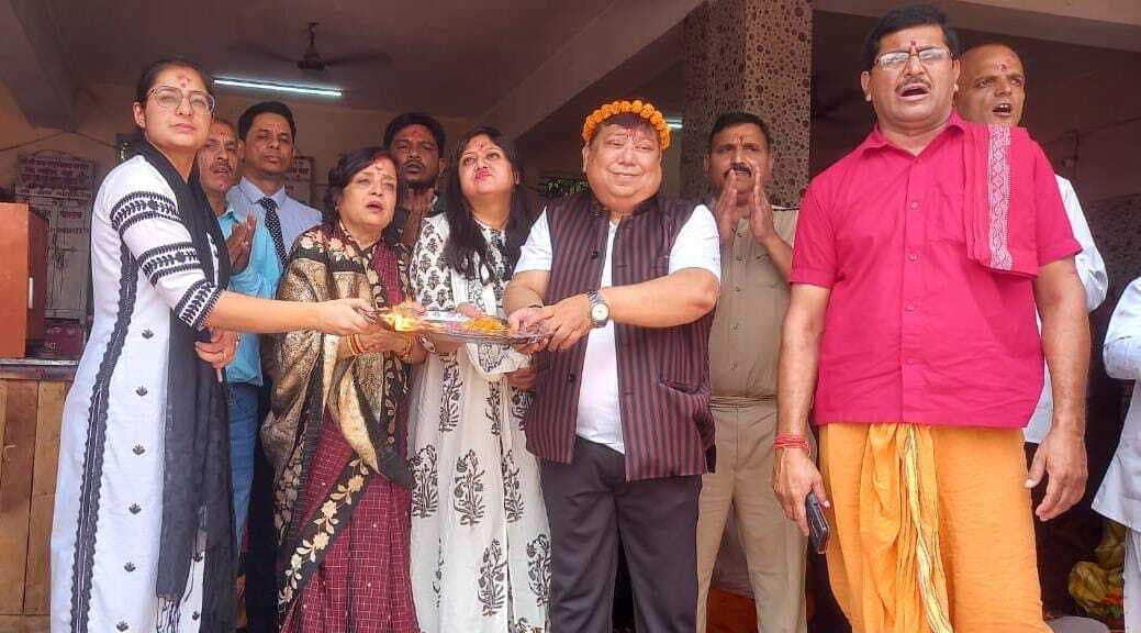 इलाहाबाद हाइकोर्ट के न्यायमूर्ति ने की फौजदारीनाथ की पूजा
