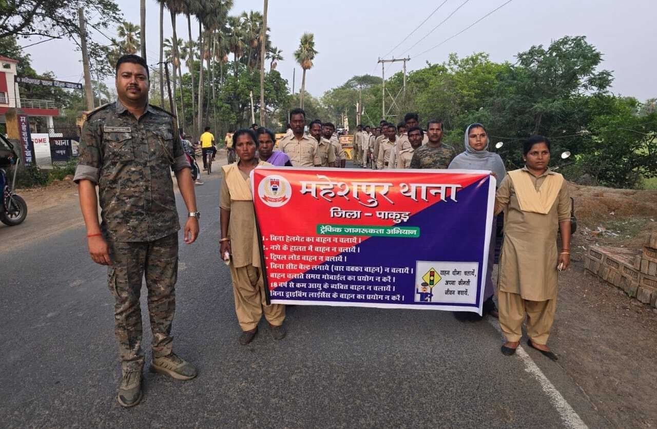 सड़क सुरक्षा को लेकर थाना प्रभारी ने चलाया जागरूकता अभियान