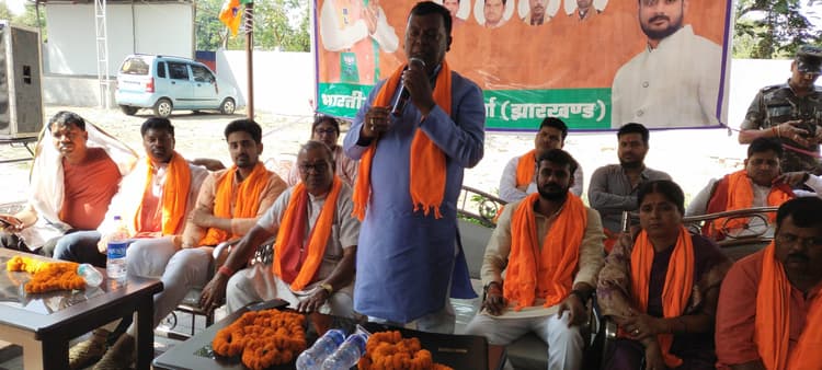 करगली में भाजयुमो की गिरिडीह लोकसभा स्तरीय बैठक