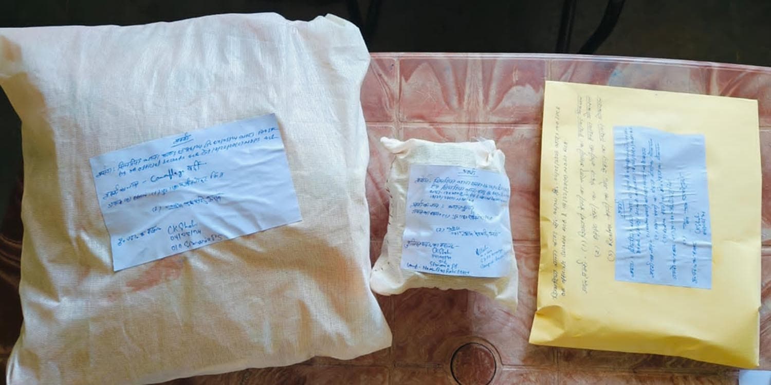 चतरा : 50 लाख के ब्राउन शुगर के साथ दो सहायक पुलिस सहित तीन गिरफ्तार