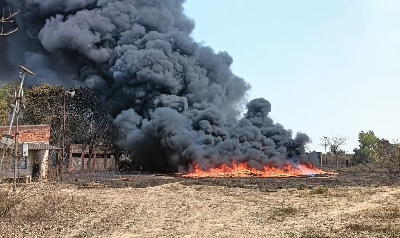 गर्मी बढ़ने के साथ ही अगलगी की घटनाएं बढ़ीं