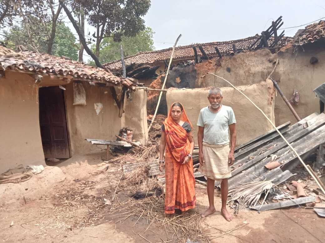 शॉर्ट सर्किट से घर में लगी आग, लाखों की संपत्ति राख