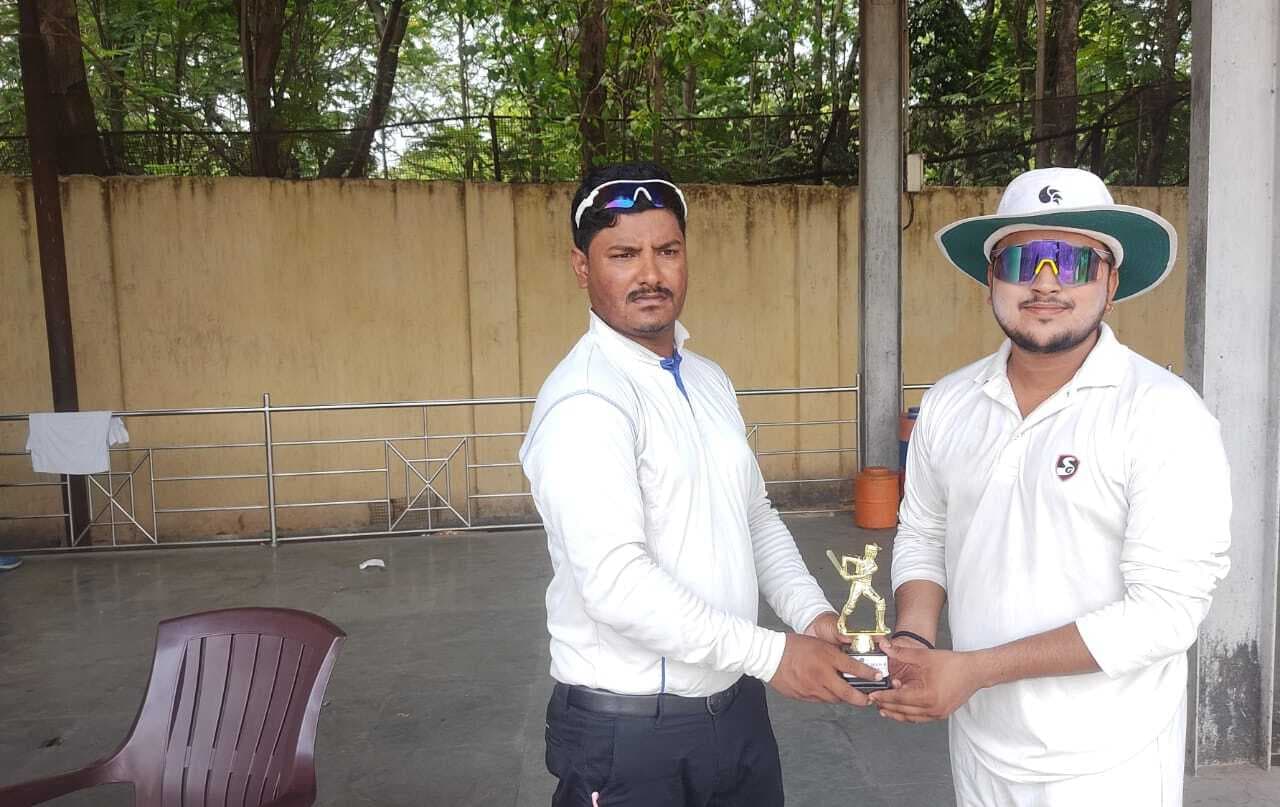 रूरल ब्लू की टीम ने फ्रेंड्स एकादश को दी मात