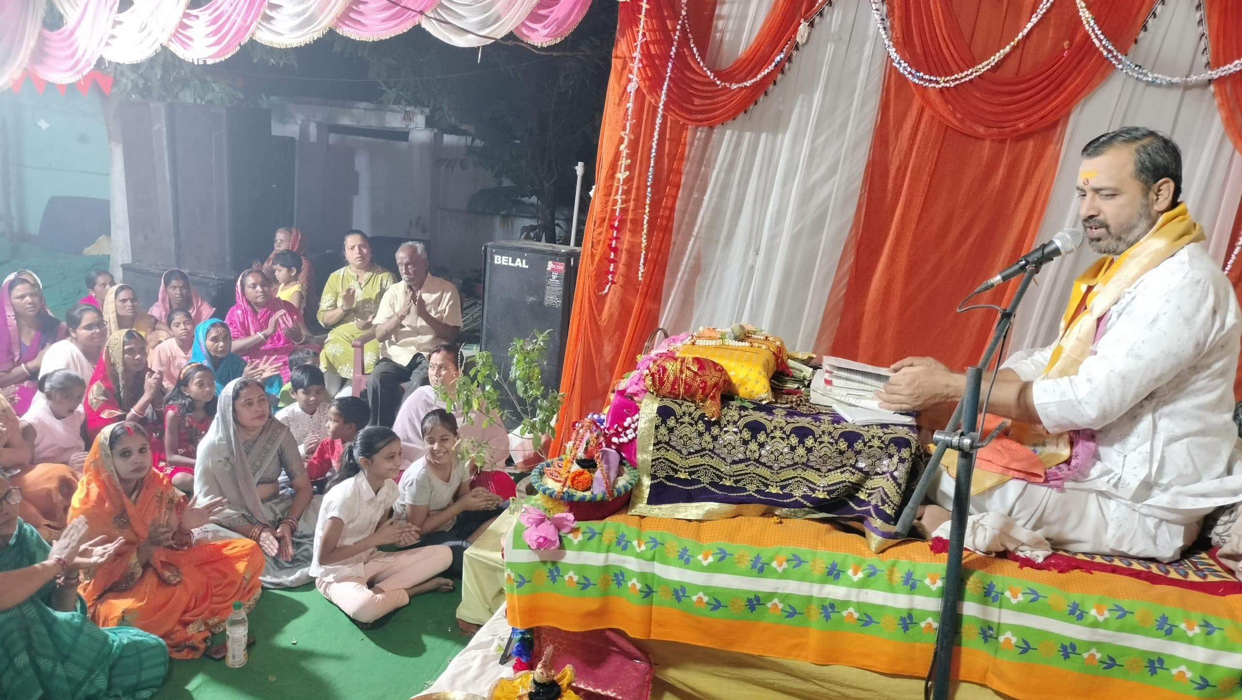 सात दिवसीय भागवत पुराण ज्ञान यज्ञ में उमड़े भक्त