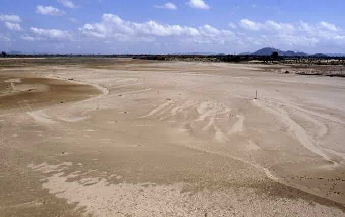 अपने अस्तित्व के लिए जूझ रही हैं नेपाल से निकलने वाली नदियां