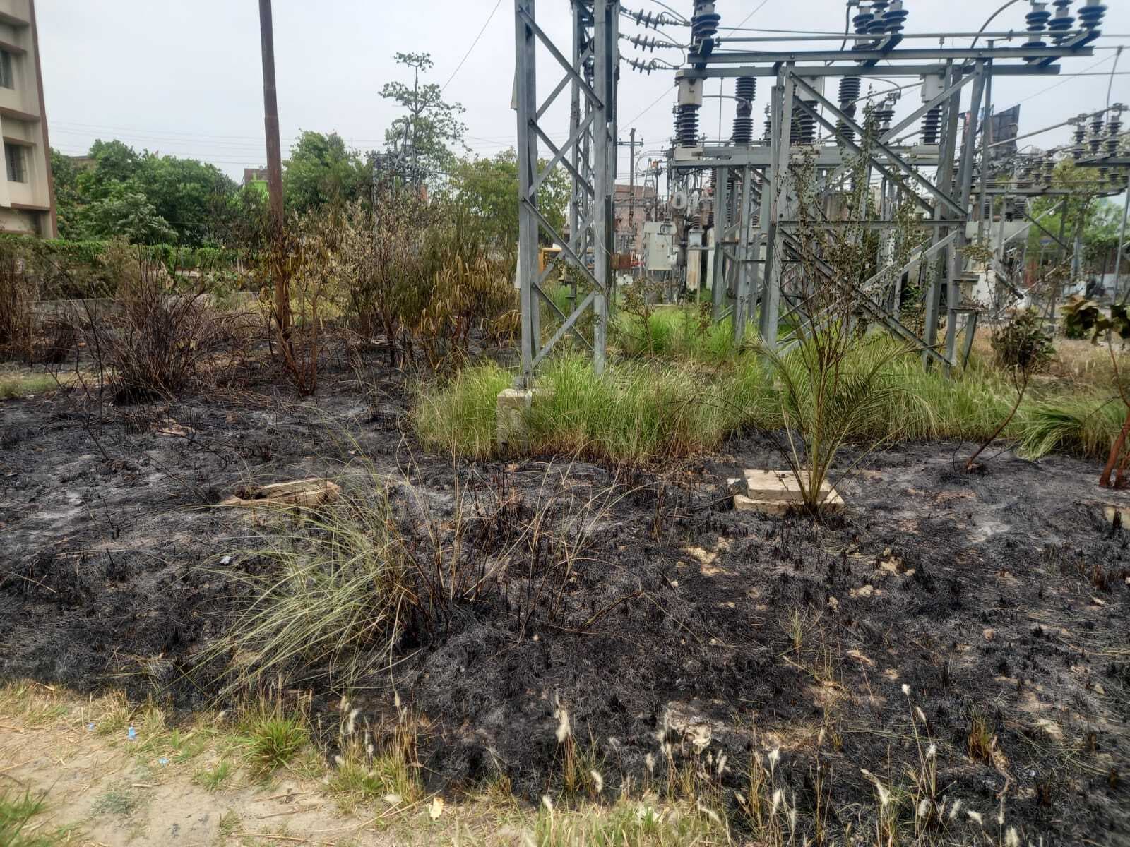 जेल उपकेंद्र के यार्ड में लगी आग, पौने तीन घंटे बाधित रही बिजली आपूर्ति