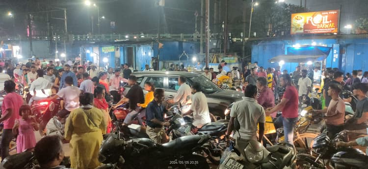 राउरकेला : बसंती कॉलोनी में ट्रैफिक पुलिस की सख्ती बेअसर, दौड़ते नहीं, रेंगते हैं वाहन