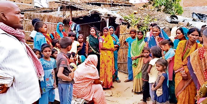 चापाकल के पानी को लेकर हुए विवाद में मारपीट, वृद्ध महिला की मौत