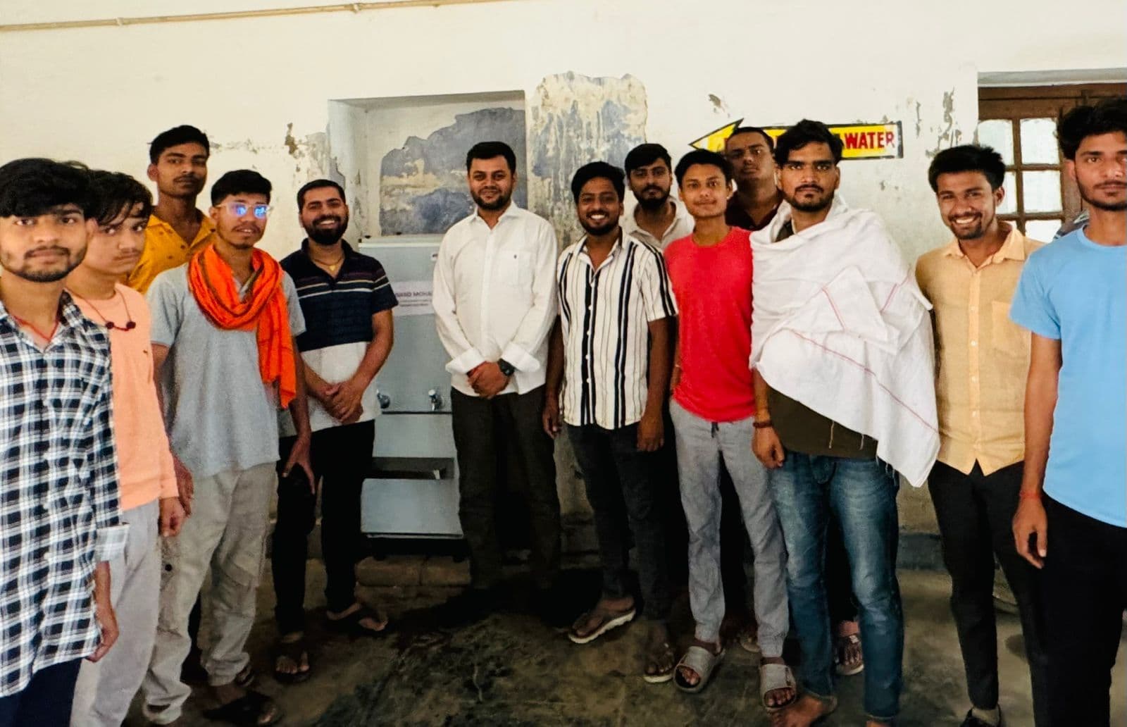 कैंपस : छात्रसंघ की ओर से हथुआ हॉस्टल में लगाया गया वाटर कूलर