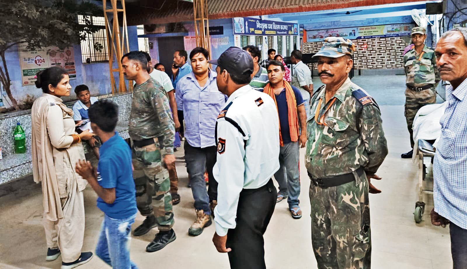 पिकअप वैन के धक्के से अधेड़ की मौत