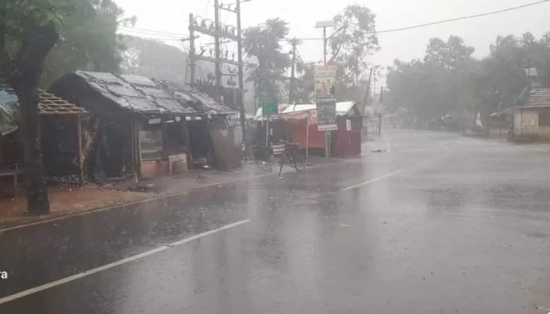 झमाझम बारिश से लोगों को गर्मी से मिली राहत, तापमान में आयी गिरावट