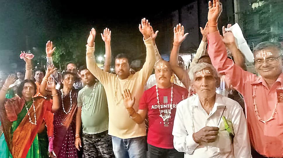 अखंड हरिनाम संकीर्तन को लेकर निकाला गया नगर कीर्तन