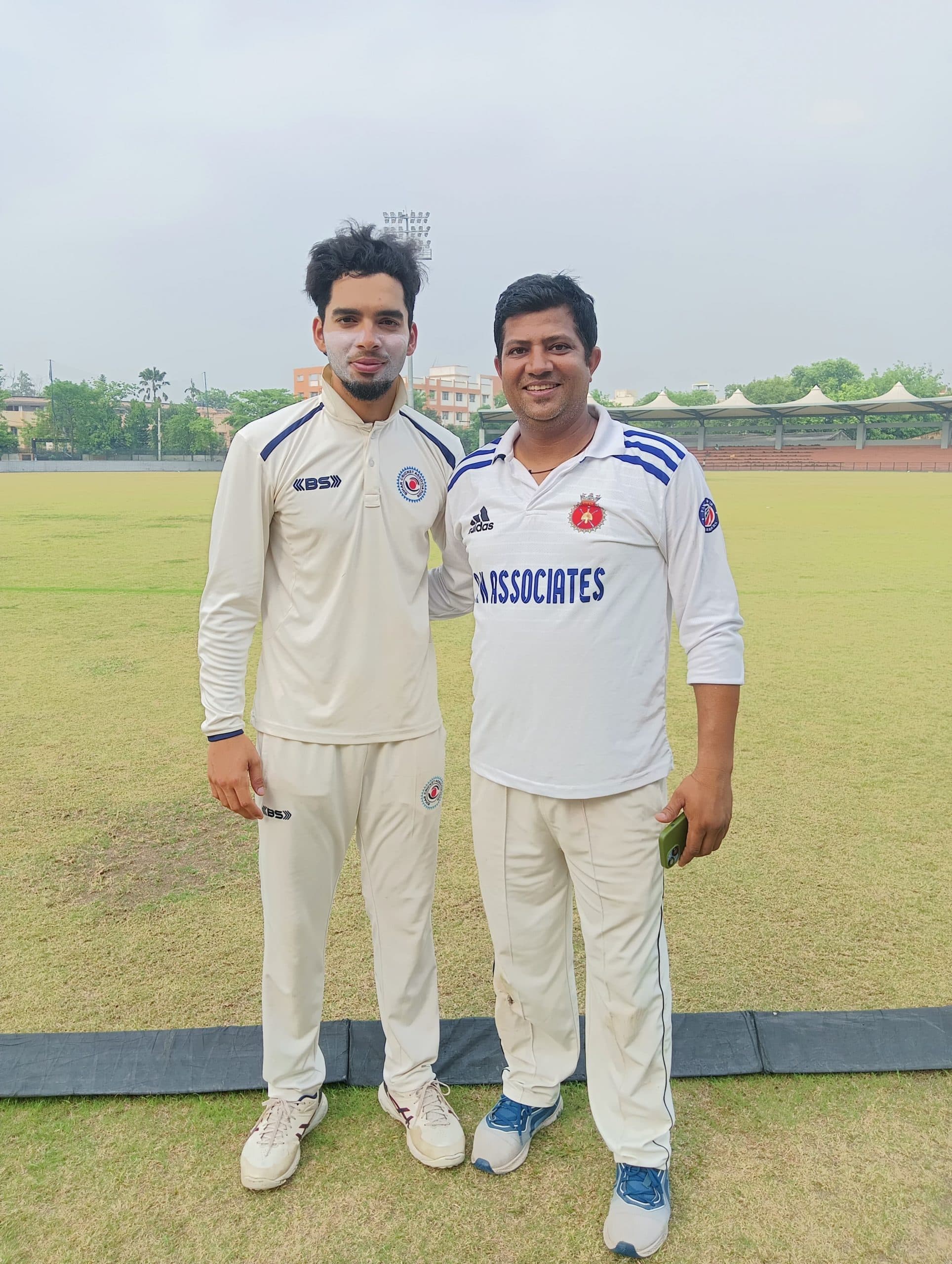 पटना जिला सीनियर डिवीजन क्रिकेट लीग में पीयूष का शतक