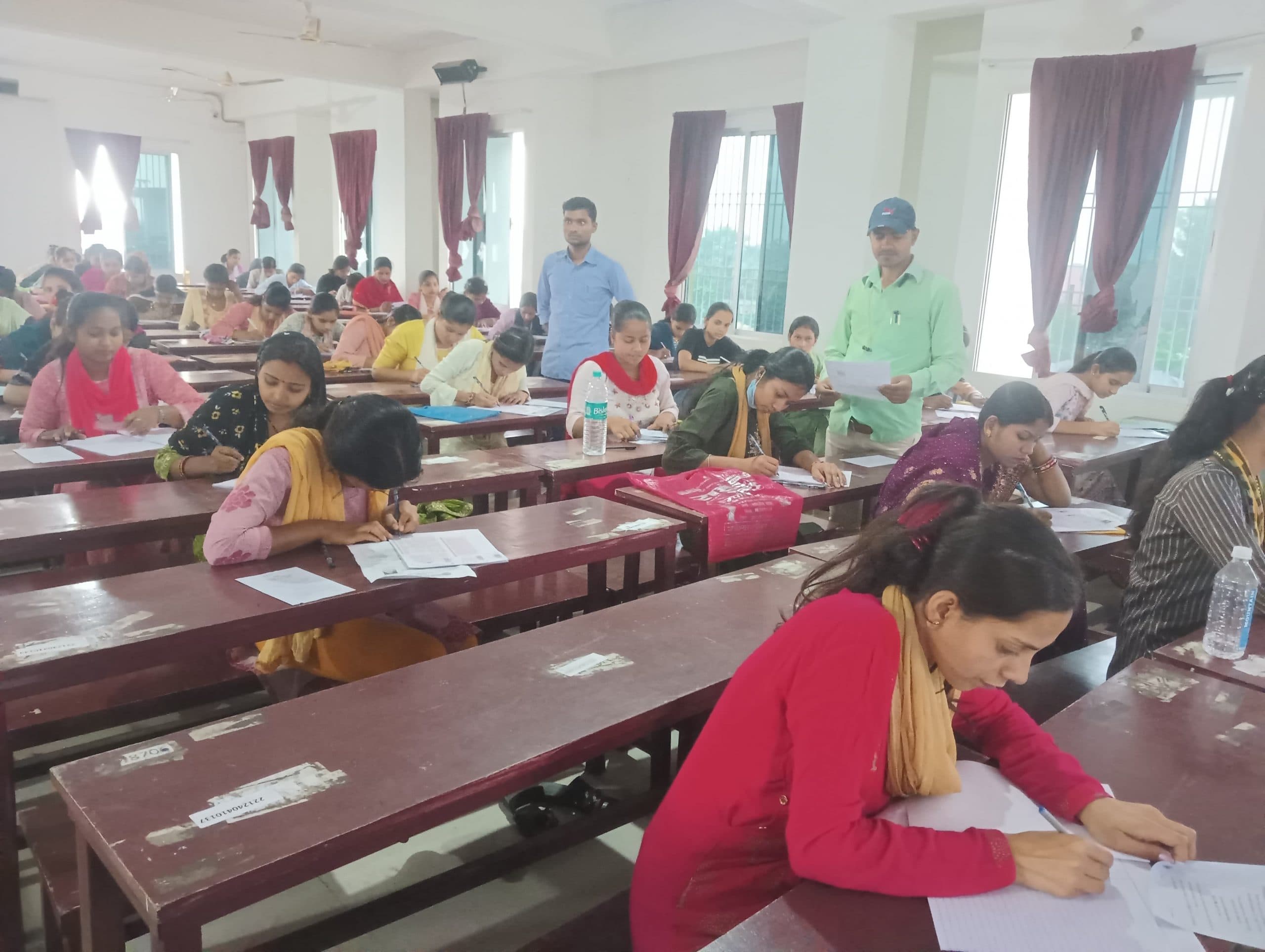 गुरुकुल डिग्री कॉलेज में परीक्षा में शामिल हुए 783 परीक्षार्थी