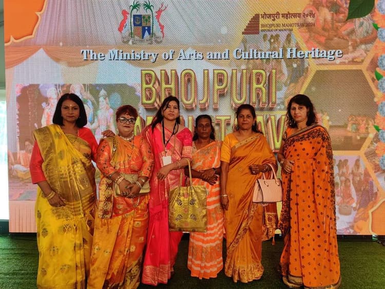 डॉ नीतू ने मॉरीशस भोजपुरी महोत्सव में बिखेरा आवाज का जलवा