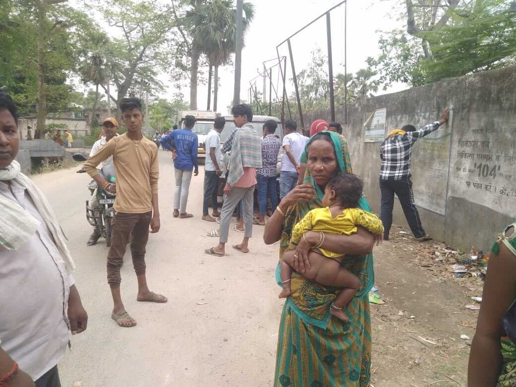 नवादा के झरनवां में अपराधियों ने युवक को जिंदा जलाया